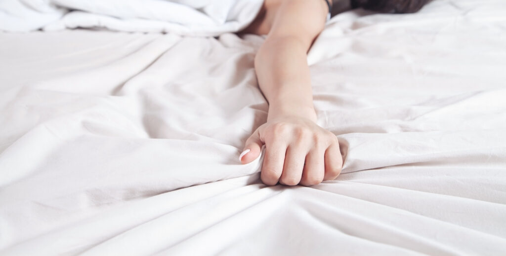 kobiety udają orgazm